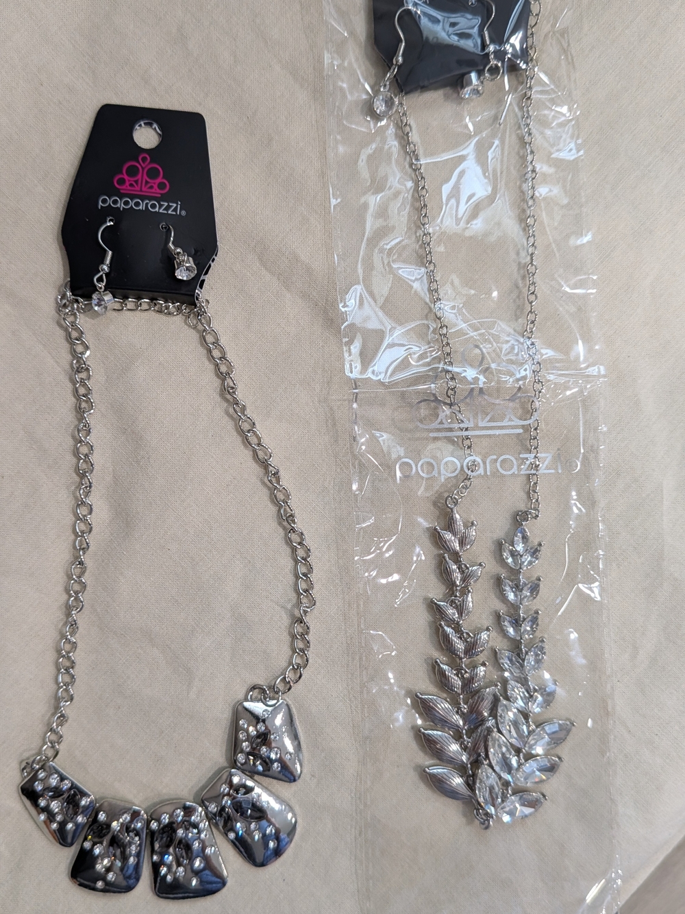 Paparazzi Silver-Tone Leaf & Geometric Statement Necklace Set